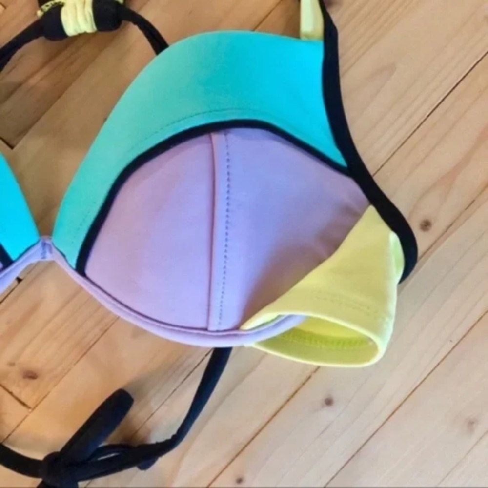 Neon Color Block Racerback Bikini Top - Picture 2 of 7